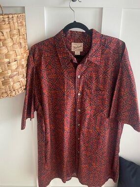 Woolrich Men's Red and Black Geometric Short-Sleeve Button-Up